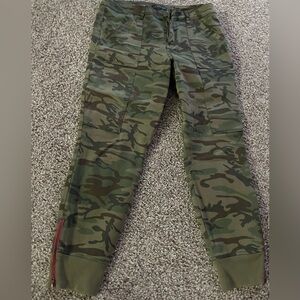 Level 99 camo cargo joggers